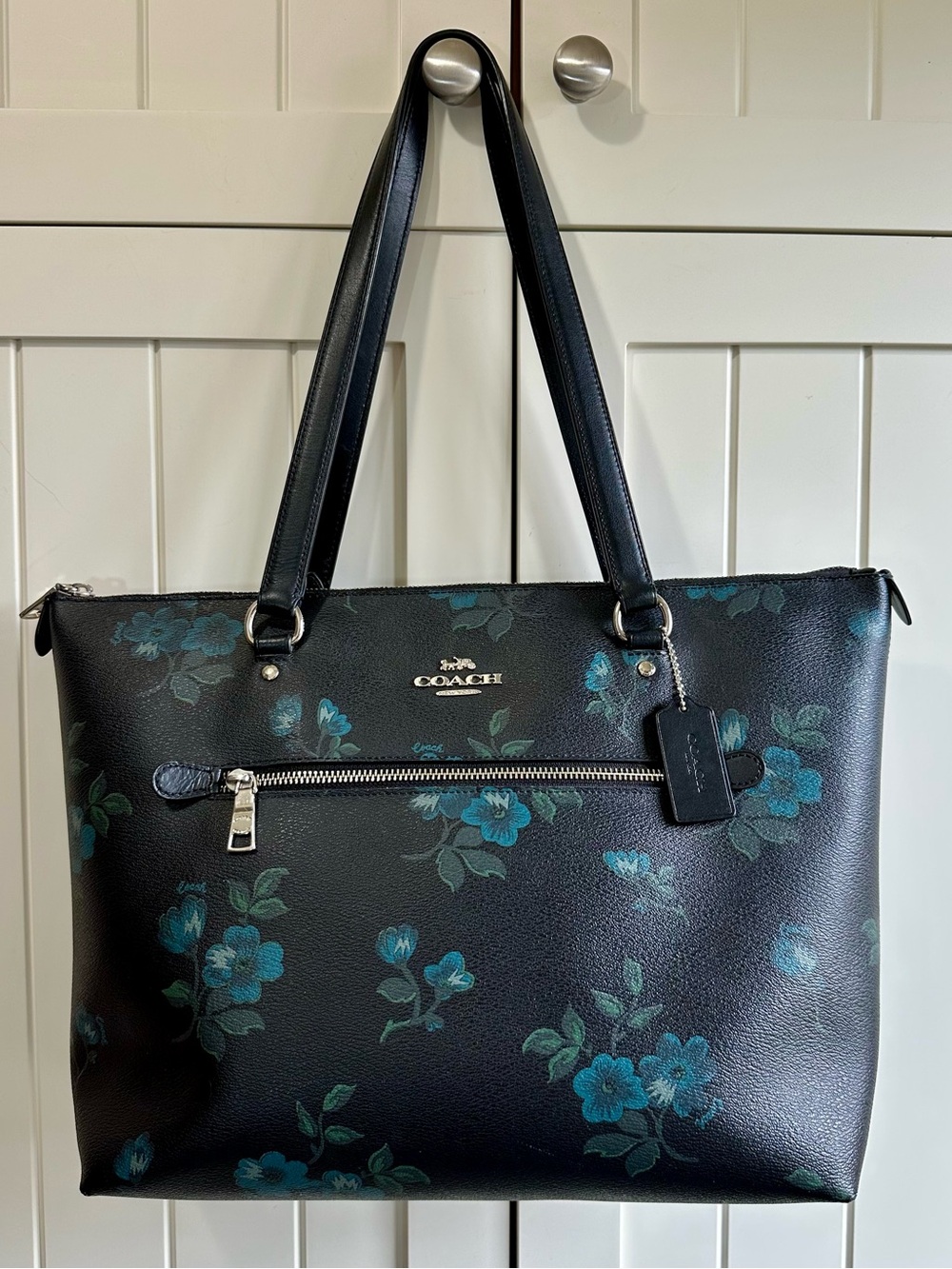 Coach Gallery Tote in Black with Teal Floral Print H1939-F88877